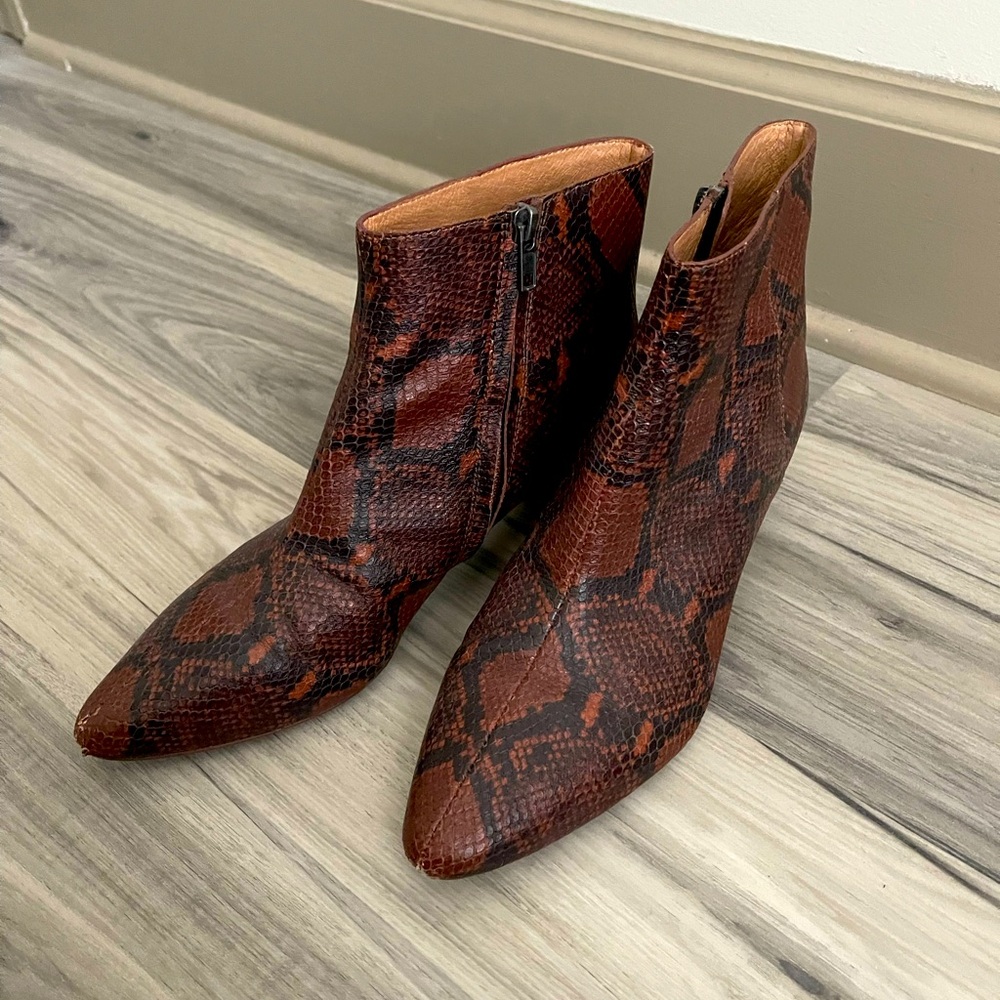 Madewell Snakeskin Booties - size 10